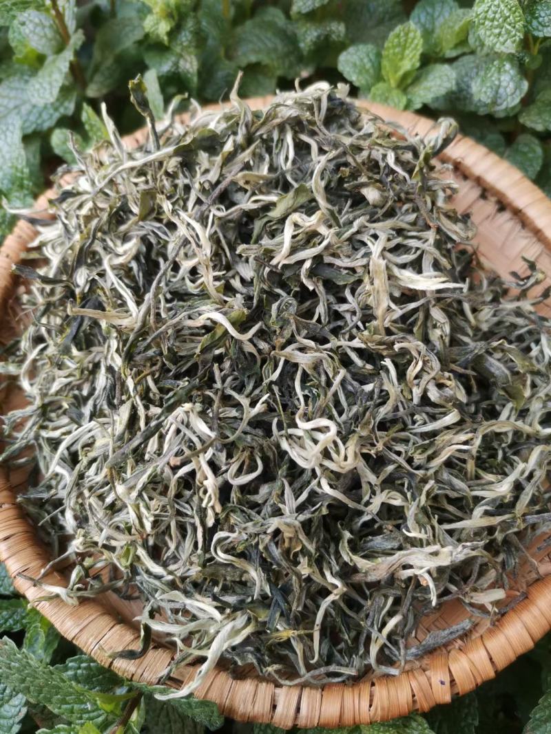 白号绿茶头春美丽的颜值+口感香甜