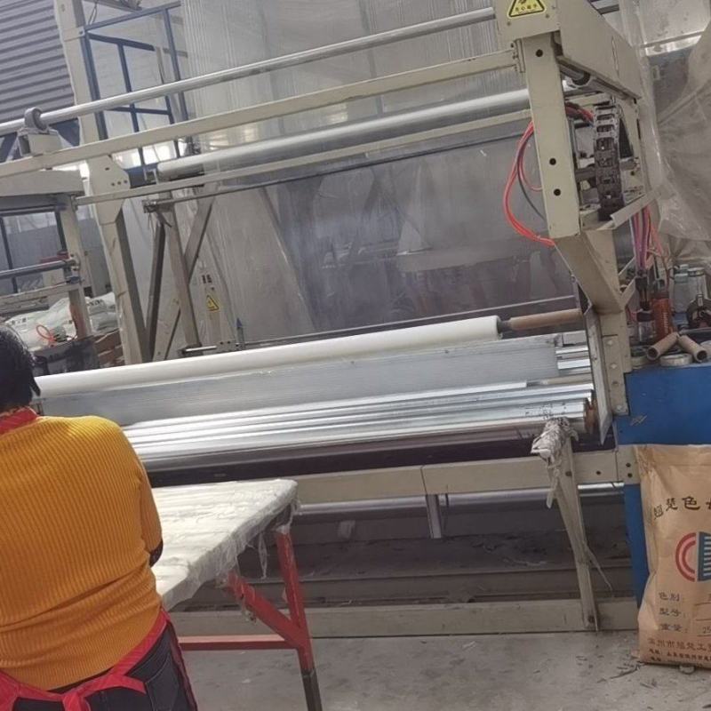 大棚养殖黑白膜，黑白大棚隔热膜！全新进口颗粒，添加抗老化