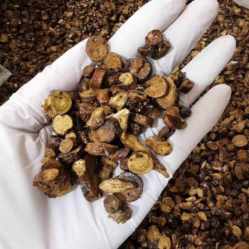 甘草炙甘草产地甘肃今年新货颜色好看量大从优