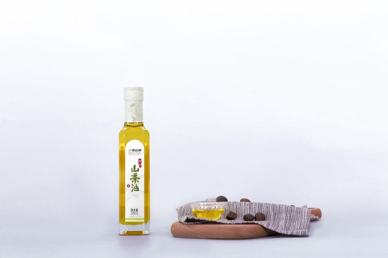 热销赣南江西上犹茶籽仁油茶籽榨油原料山茶子果茶油仁带壳