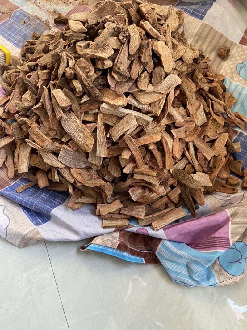 锁阳片去皮甘肃酒泉沙漠人参精品泡茶煲汤炖肉