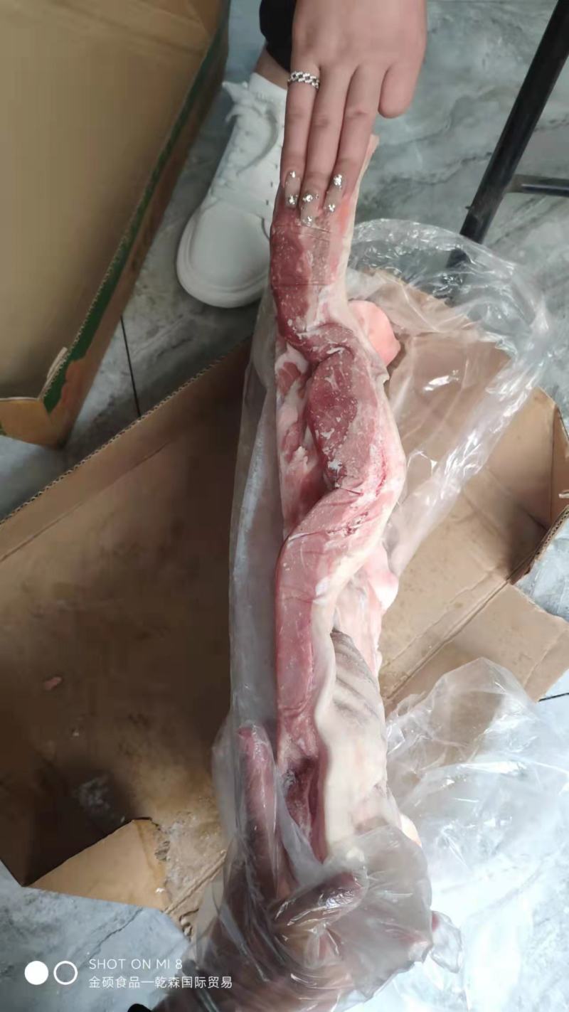 一级带皮大五花