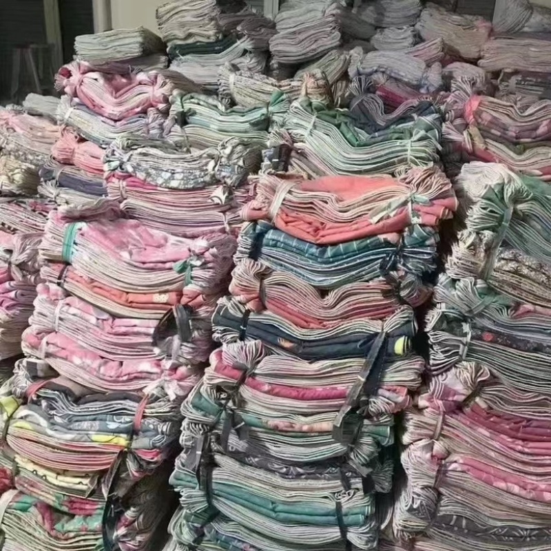枕套新疆蚕丝枕套地摊早市卖15元一对模式量大从优