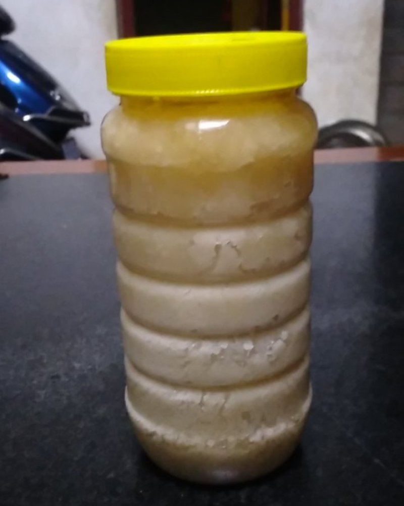 纯正的中蜂百花蜜，有需要的老板请联系我