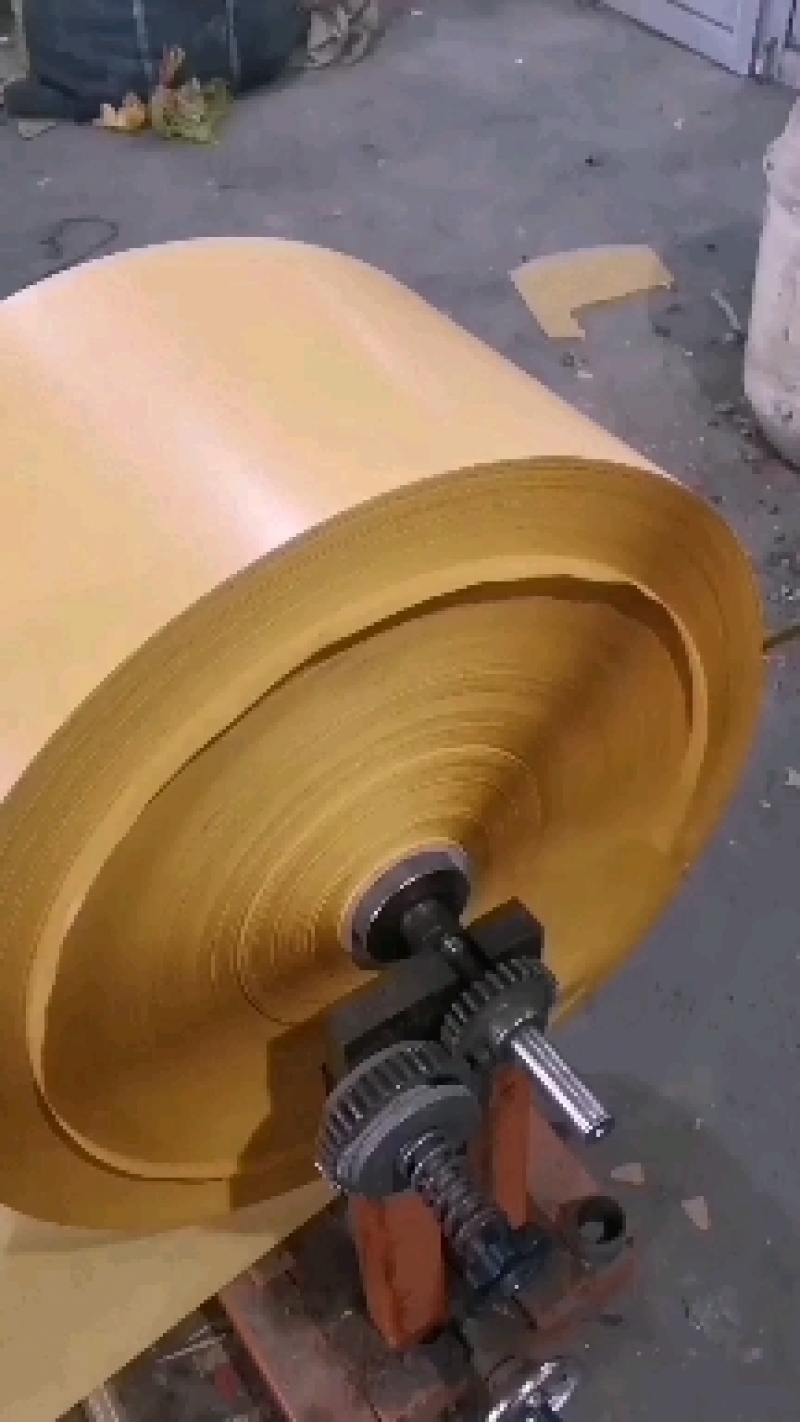 16x19黄碏纸加白蜡纸双层防水抗菌防虫防鸟专用套袋。