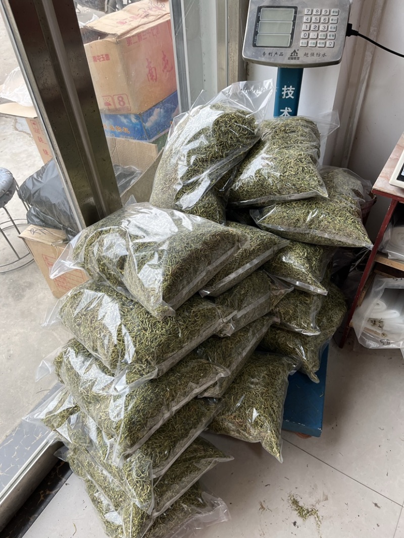 金银花一手货源颜色纯青色含量高无杂质干货量大从优