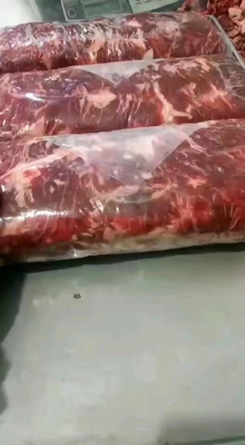 牛碎肉，八比二比例，质量稳定，长期有货品质保证服务周到