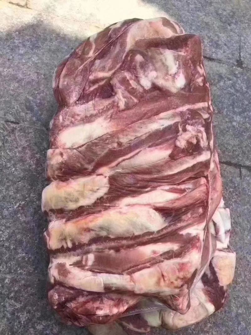 牛腩粒原切牛腩粒，各种包装，各种规格，欢迎各位老板来