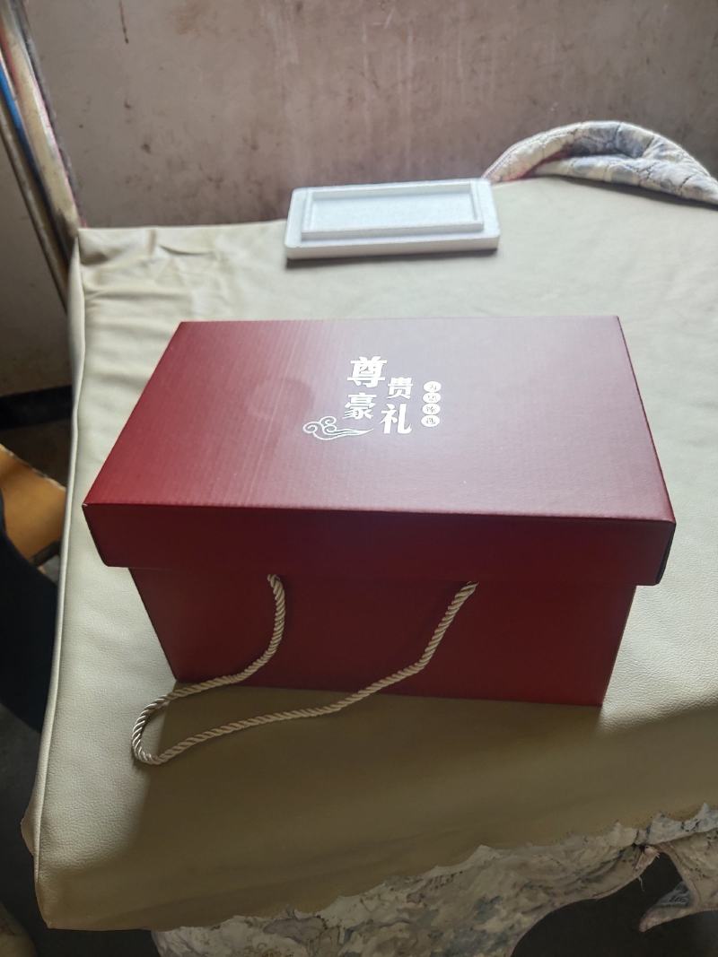 鸵鸟蛋，口感细腻，营养丰富.自家农场养殖.保证新鲜.