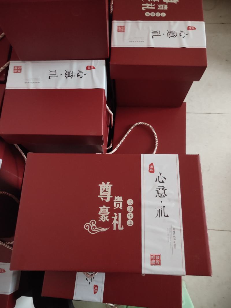鸵鸟蛋，口感细腻，营养丰富.自家农场养殖.保证新鲜.