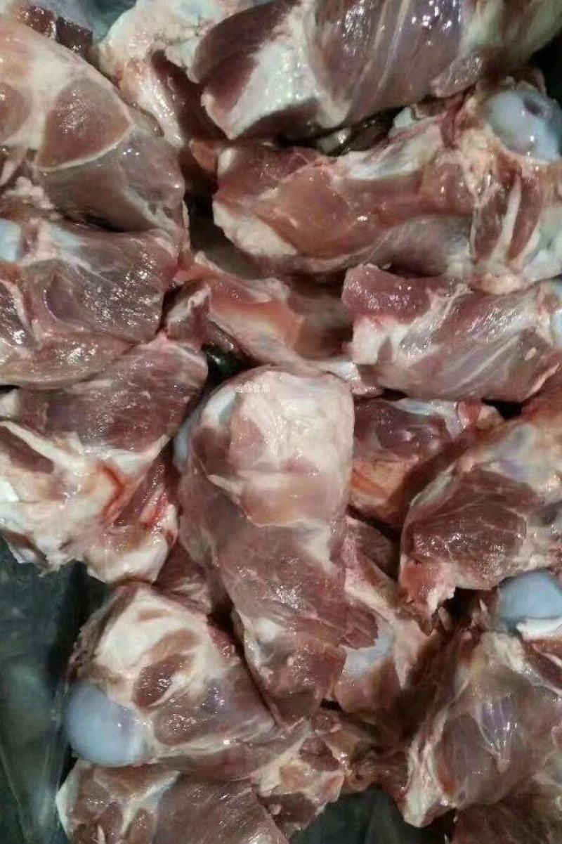新鲜冷冻猪拐骨猪大骨头带肉30切半多肉大棒骨20斤江浙
