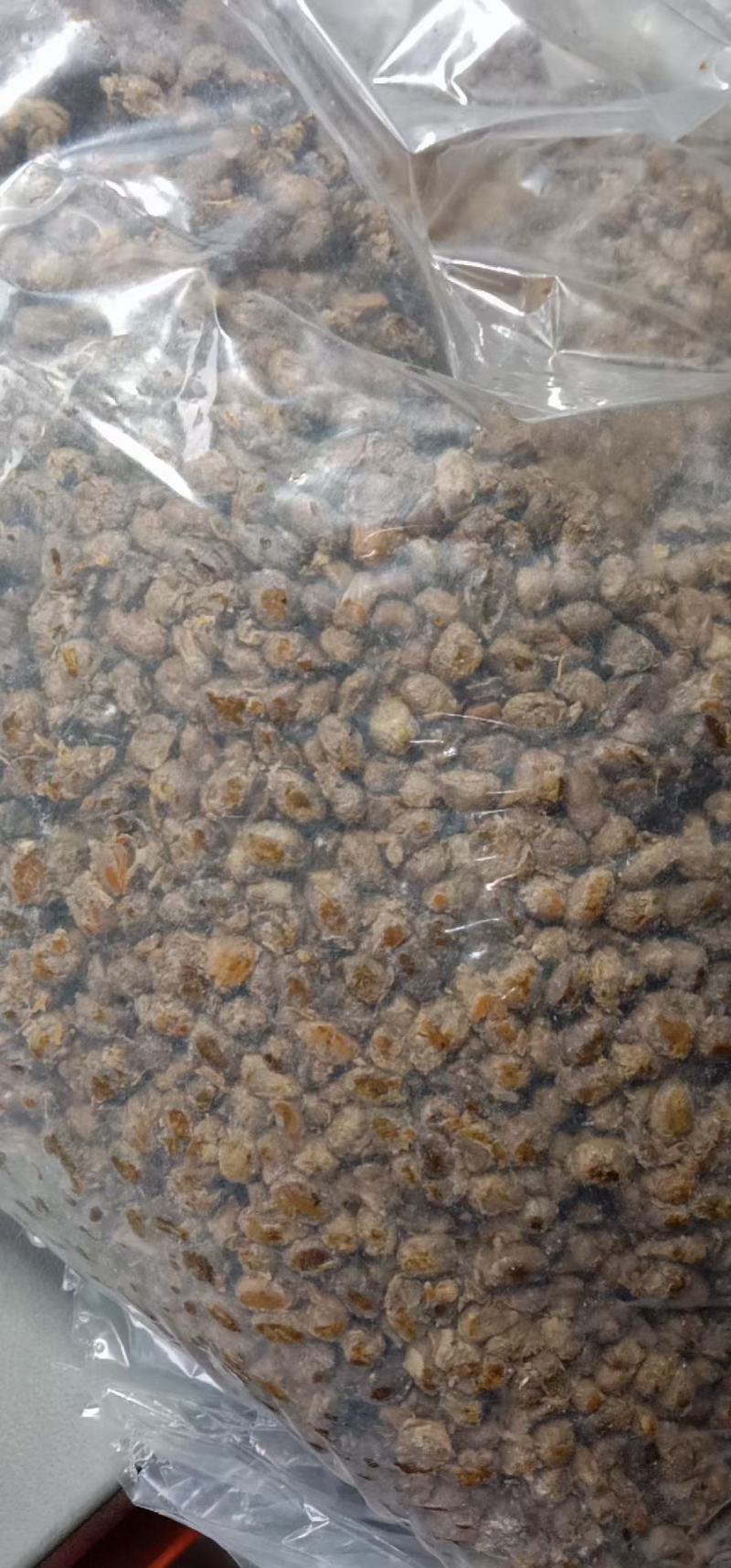 酱油渣，可以做饲料，有机肥料，水份低，喂鱼也可以