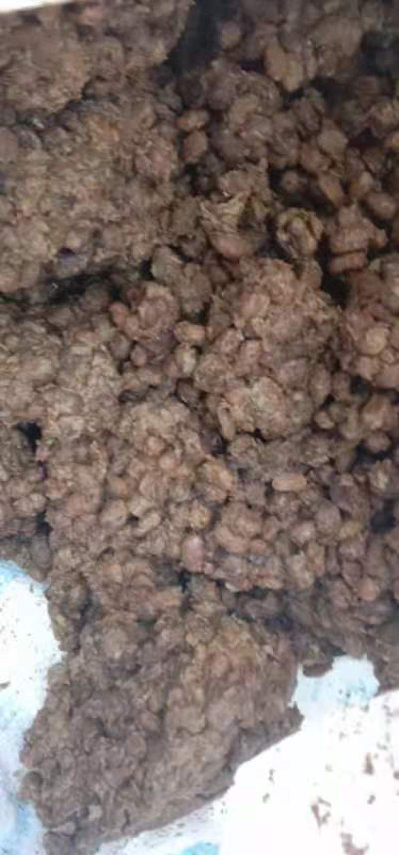 酱油渣，可以做饲料，有机肥料，水份低，喂鱼也可以
