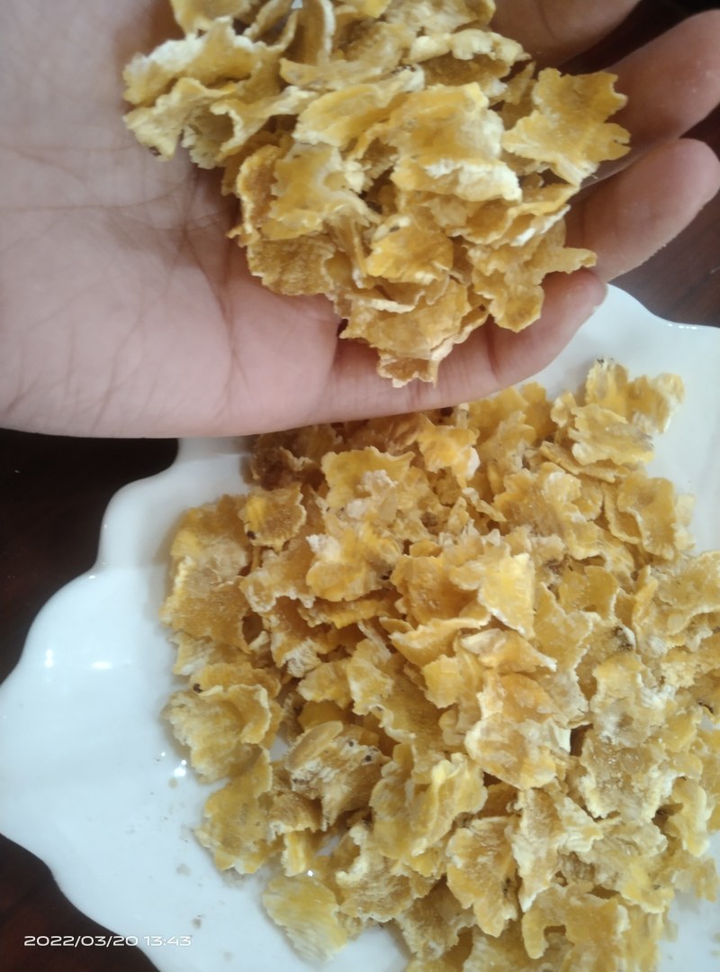 蒸汽压片熟化玉米，压片玉米，整片压制，质量稳定