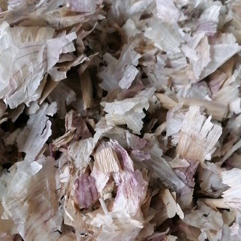 大蒜皮草料牛羊草料厂家直发，外皮，内外混合皮烘干内皮