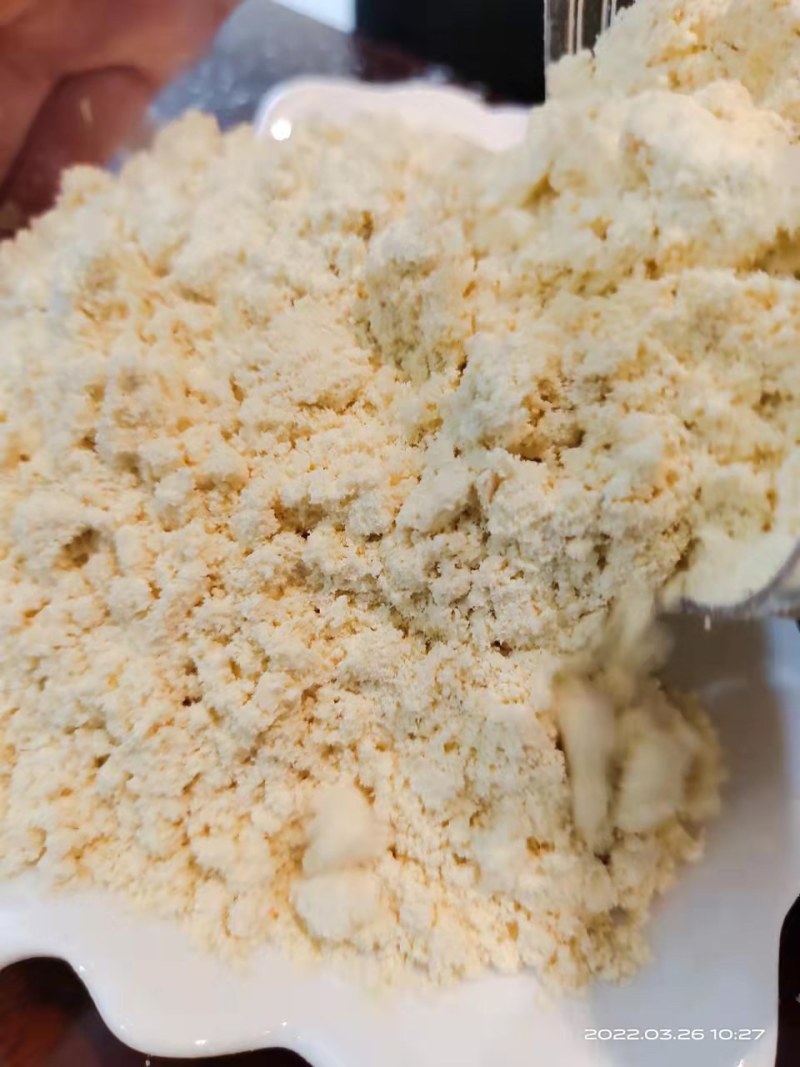 高品质玉米面，蛋白含量高，可代替部分高价位饲料适口性好。