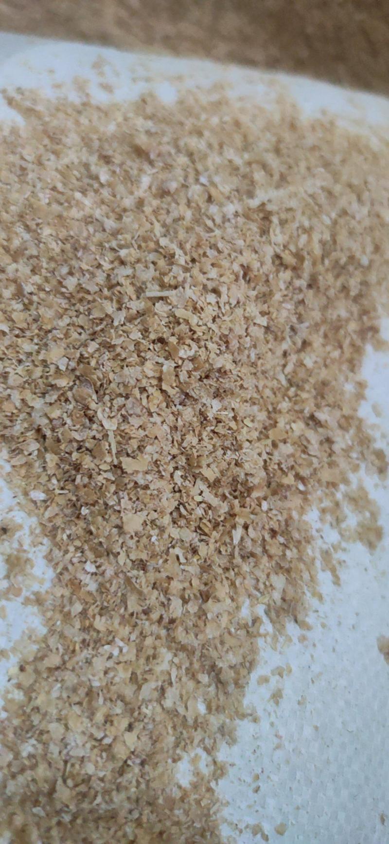 优质麦麸山东大片麸皮香菇优质饲料用混合麸皮