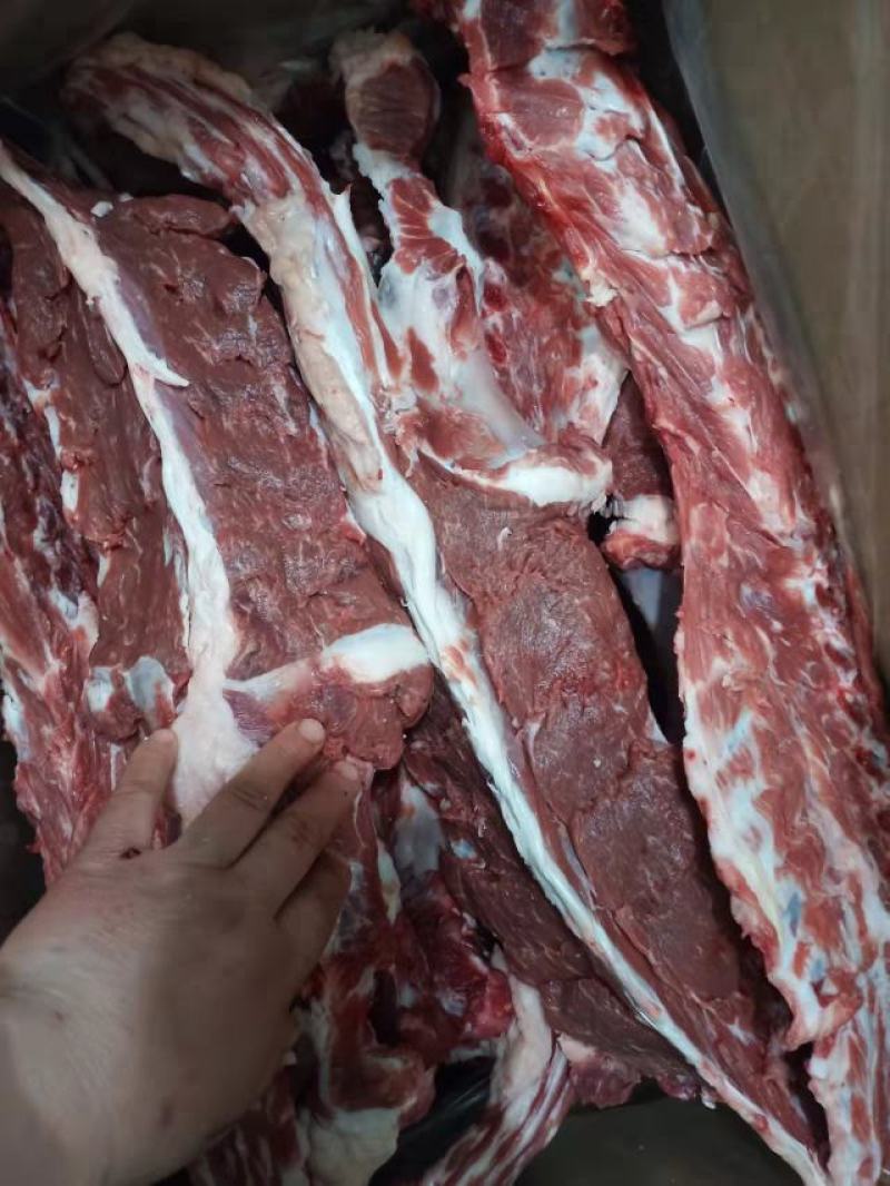 加肉羊蝎子，含肉量高，价格合适，可根据客户要求锯断
