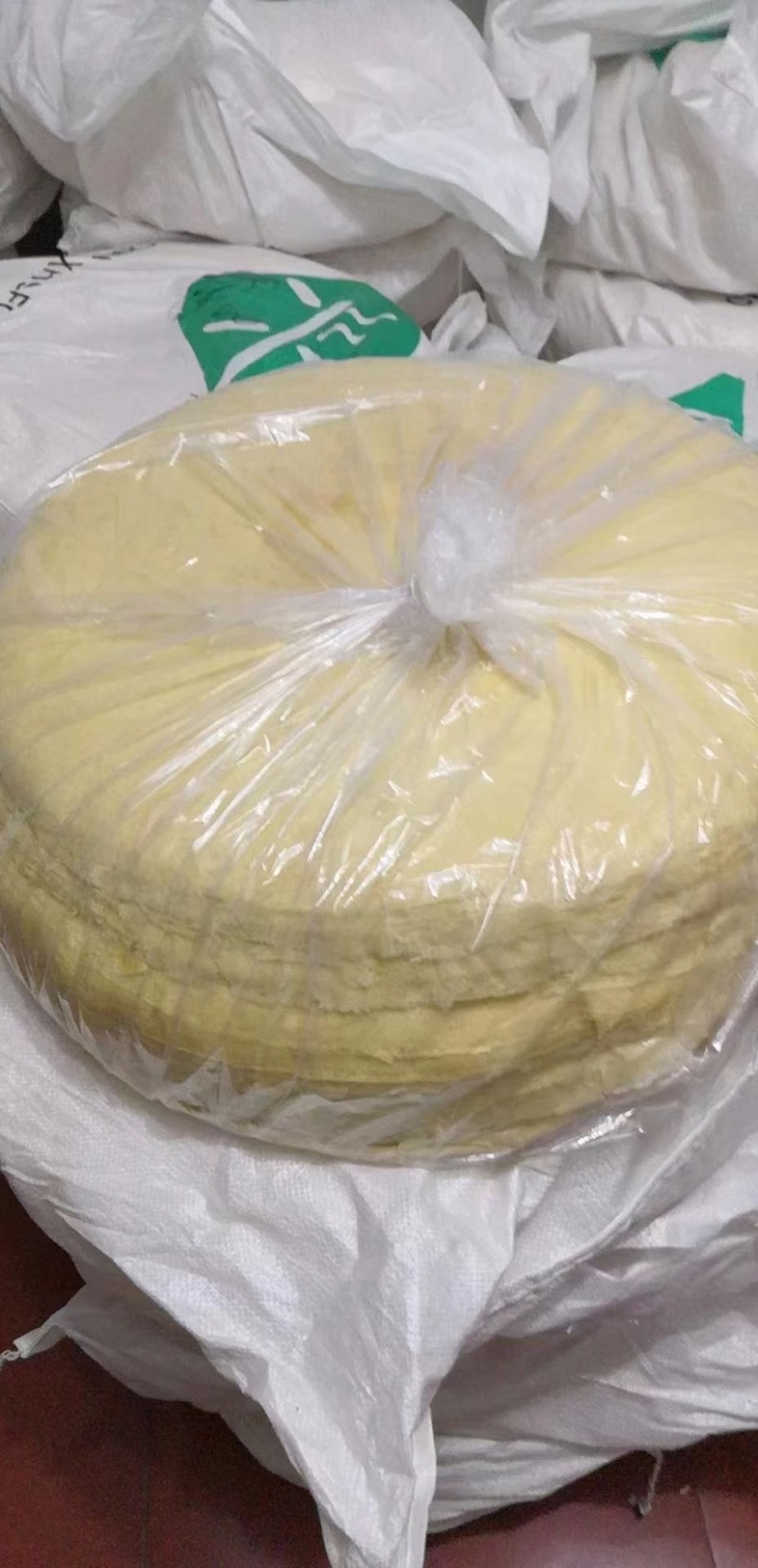 东北纯手工煎饼直径60CM，口感醇正25小时物流全国发货
