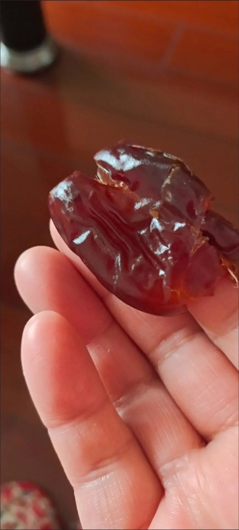 伊朗进口黑椰枣原箱整箱批发一手货源诚信经营