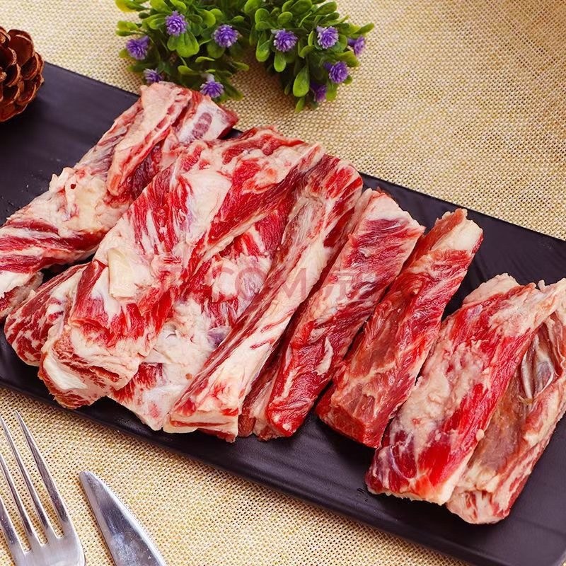 纯干牛腹肉条，一箱五十斤发货，肥瘦相间，