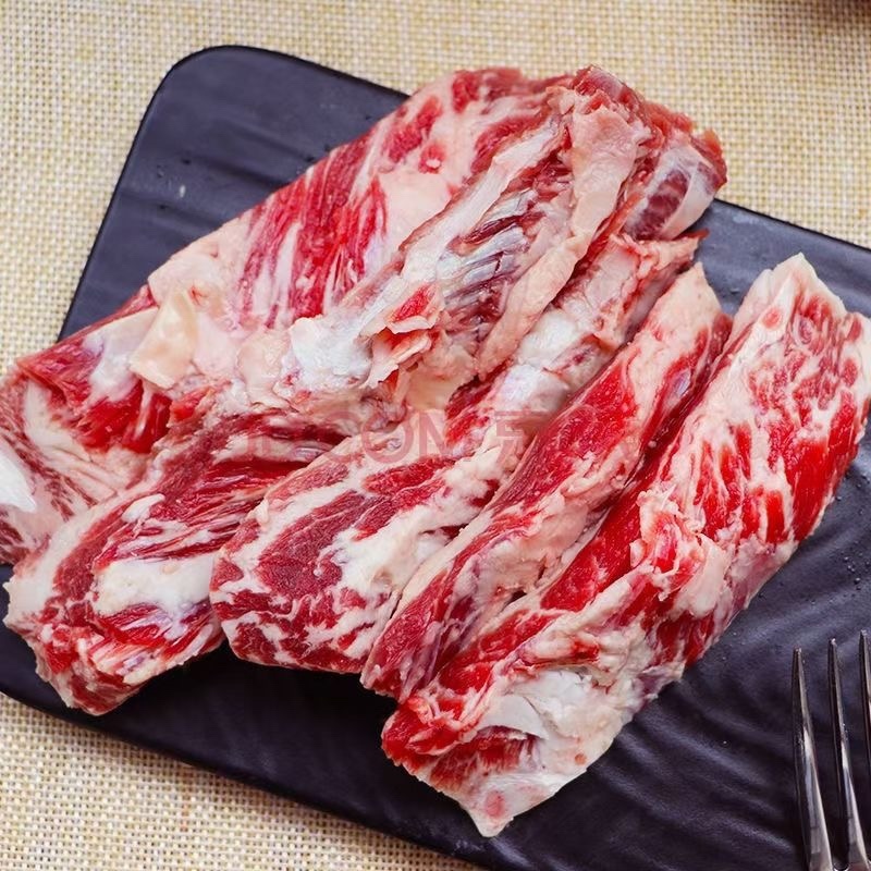 纯干牛腹肉条，一箱五十斤发货，肥瘦相间，