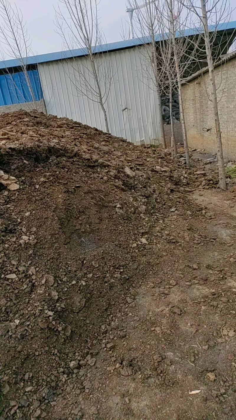 推荐农家肥基地，供应优质兔粪，鸡粪可视频看货