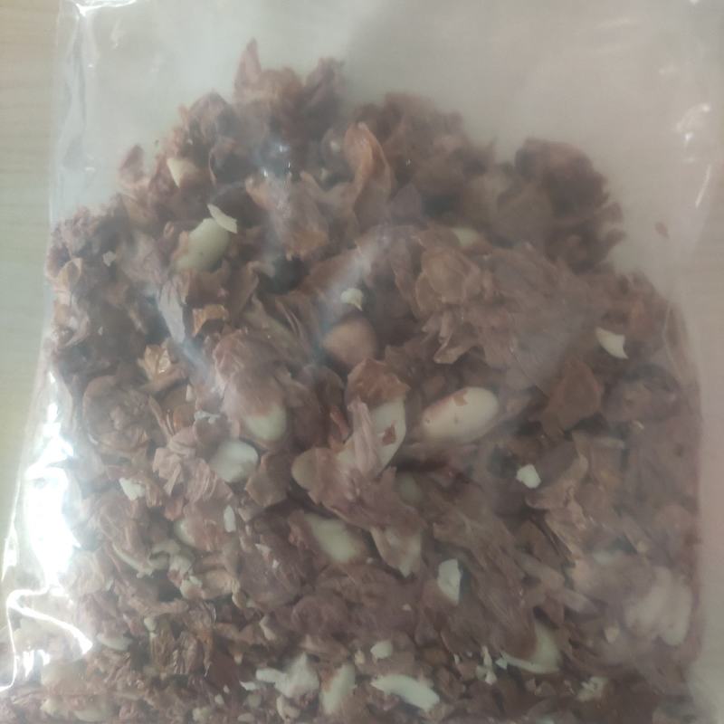 湿花生红衣，食品厂下脚料，水分40个