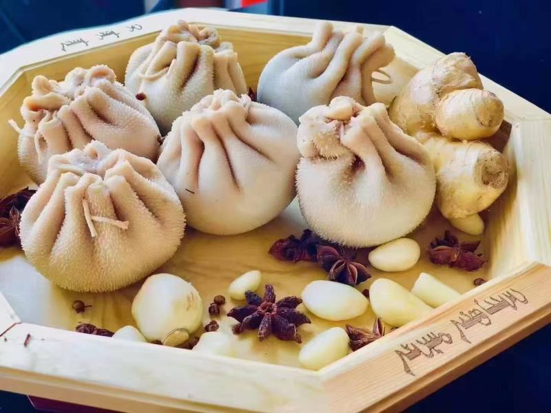 内蒙草地羊羊肚包肉、肉肠、血肠、羊杂、羊捆肠支持定做。