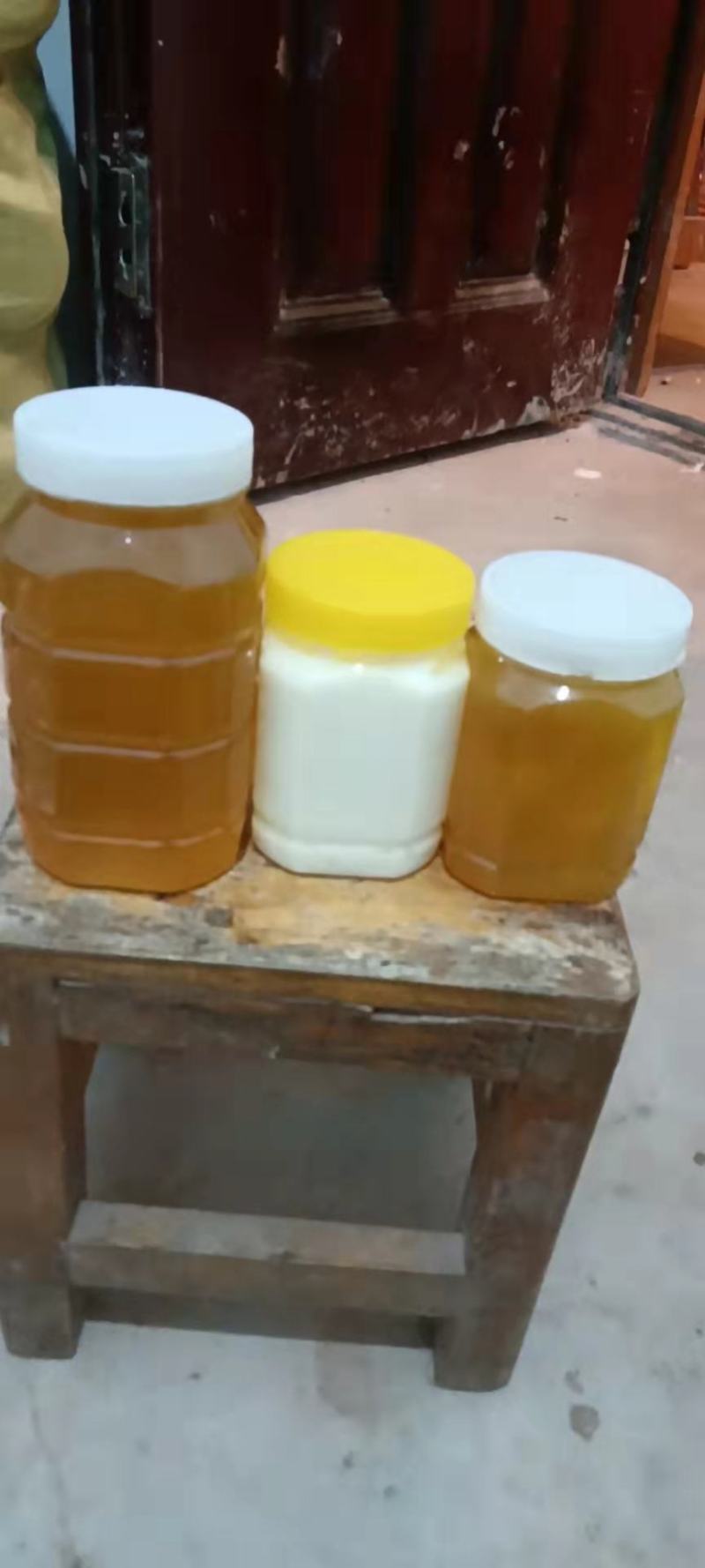 中蜂油菜花蜜没添加任何成分100%纯蜂蜜不掺假