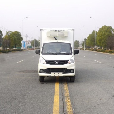 3.2米小型冷藏车