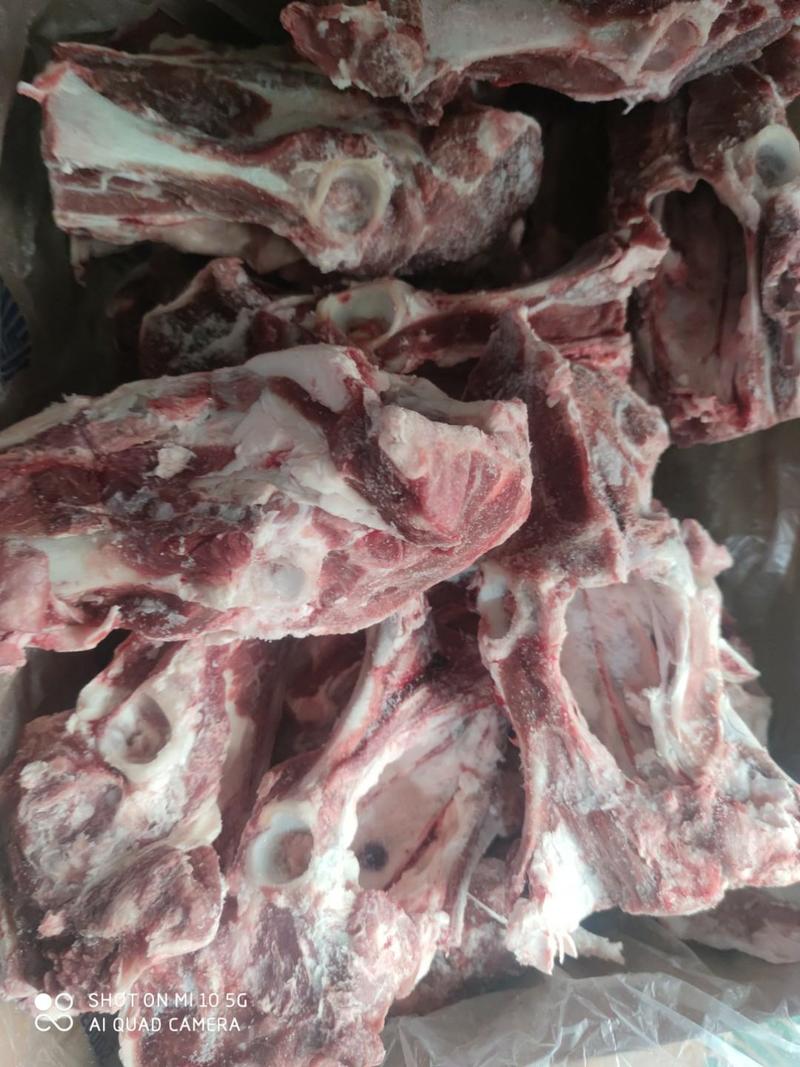 羔羊胯骨（臀骨），肉含量高，价格合适，可加工锯断