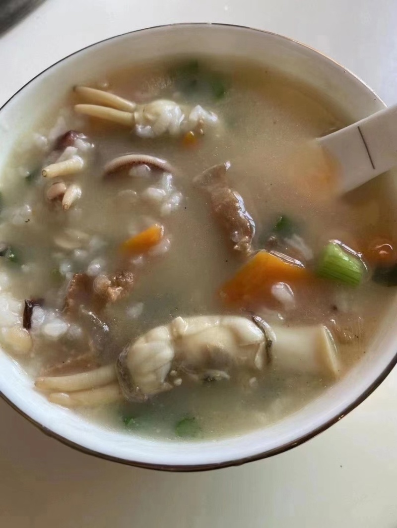 蛏干沙少，去湿气，煲汤，炖猪肚，汤甜！