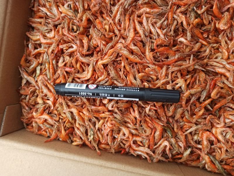 淡水天然烤箱中大虾，无碎，颜色好看，好吃美味。价格实惠。