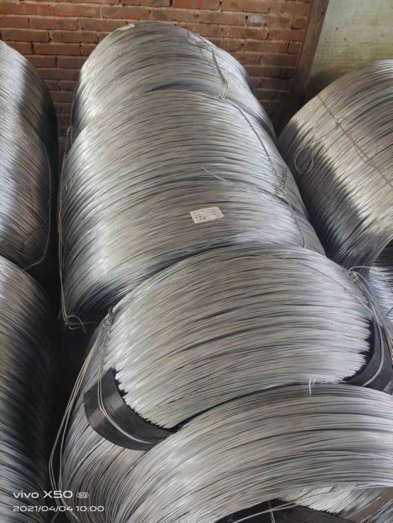钢丝热镀锌钢丝适用于葡萄拉线瓜果棚搭架等用途