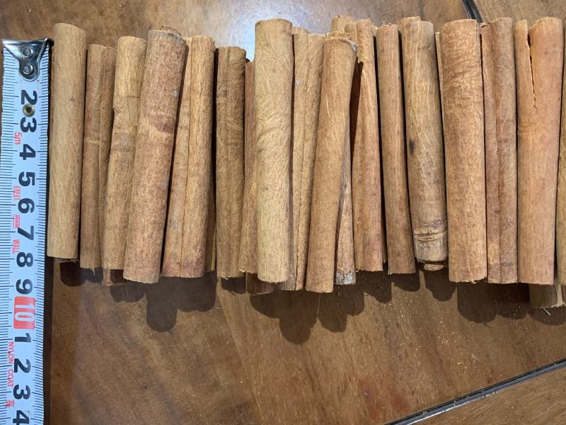 广西8公分正品精品手工去皮烟桂桂皮基地直发量大从优