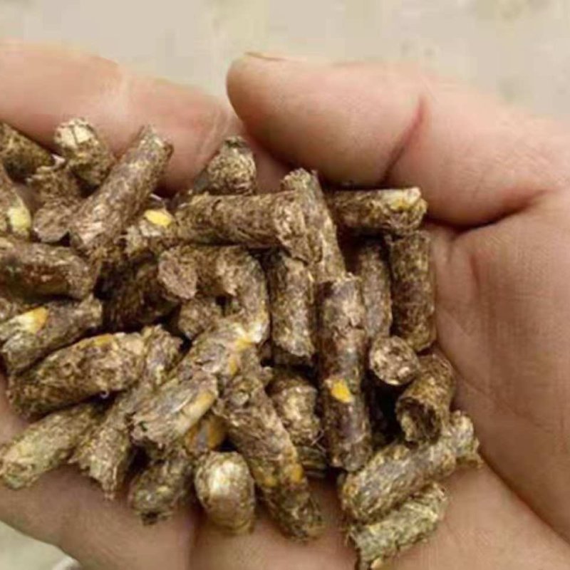 花生秧熟化颗粒料，牛羊马驴免中小草，细粉叶粉