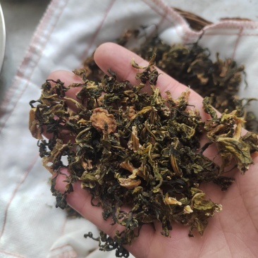 梅干菜/梅菜/梅菜扣肉/梅菜饼/淡盐/蒸煮过。
