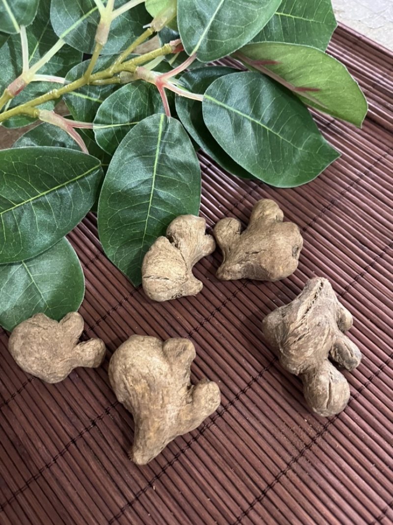 炮姜制干姜炮老姜无硫净货今年新货实物拍摄不虚假