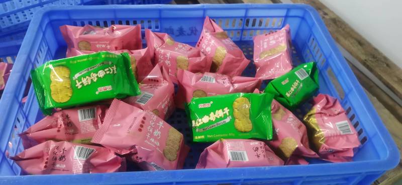优麦郎饼干