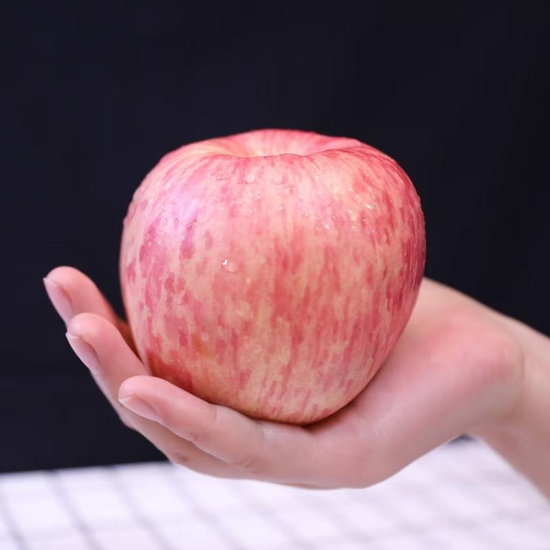 【推荐】红富士苹果口感脆甜多汁色泽鲜艳无残果次果产地直发
