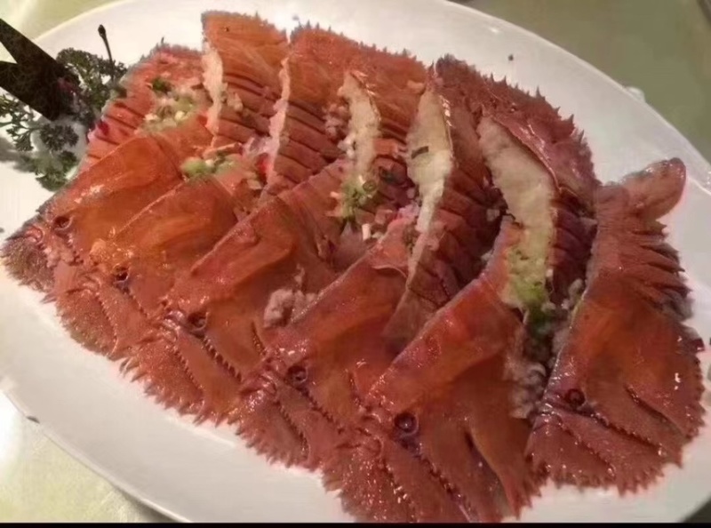 深海怪物琵琶虾，虽然长相奇特，但是肉质鲜嫩，味美可口