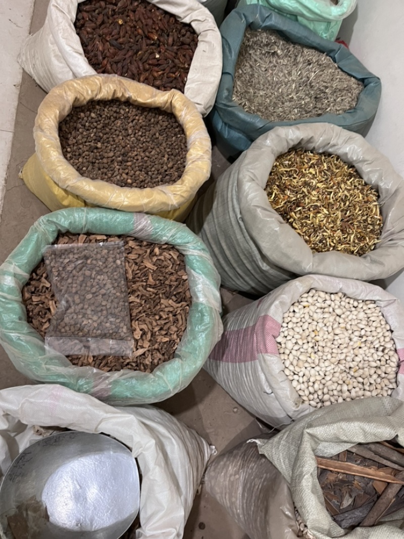 草果批发各种香料一手货源。产地直发欢迎选购