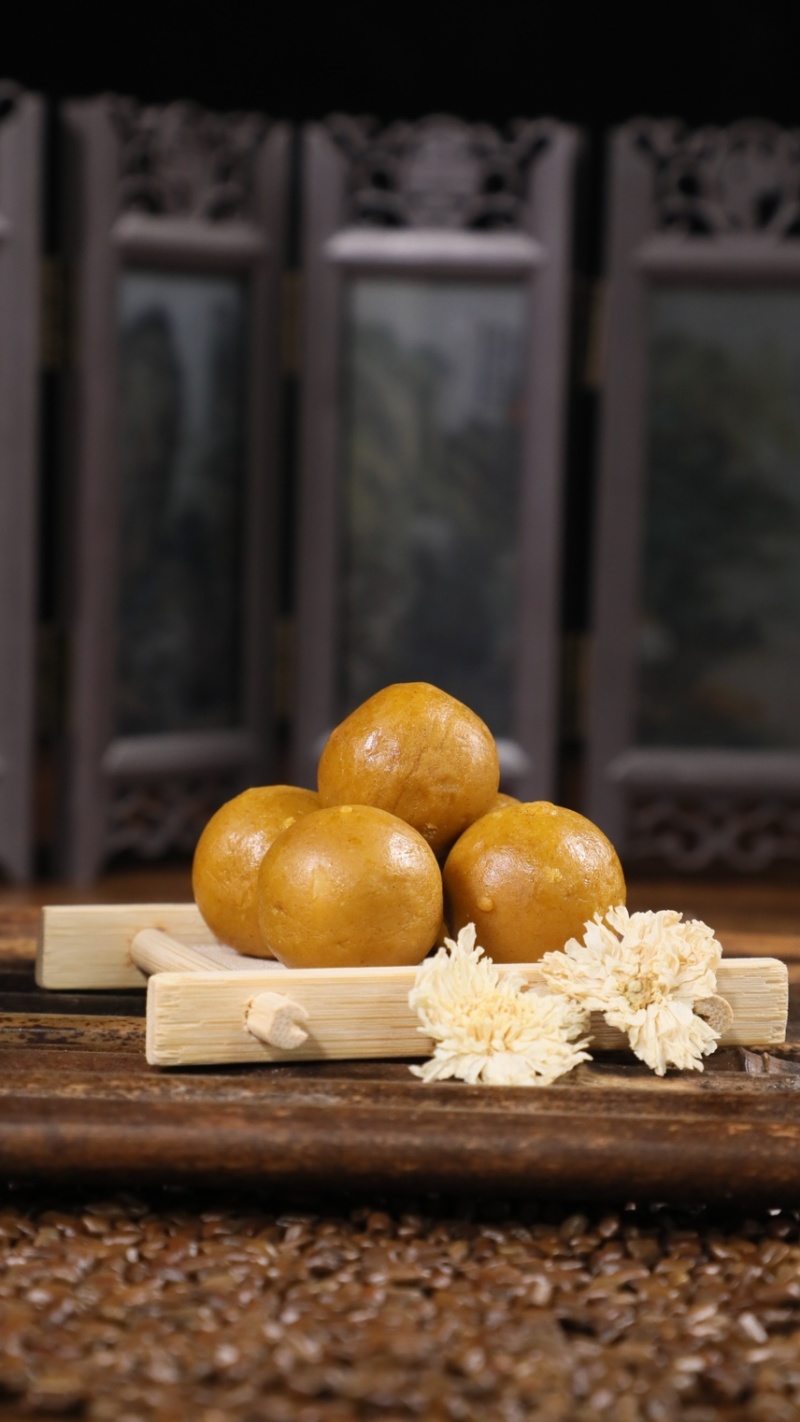 食药同源—草本先森四味丸，九蒸九晒工艺，草本零食
