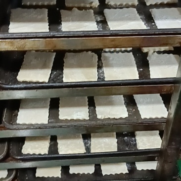 面包，饼干