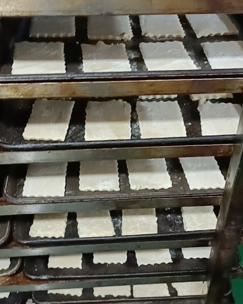 面包，饼干