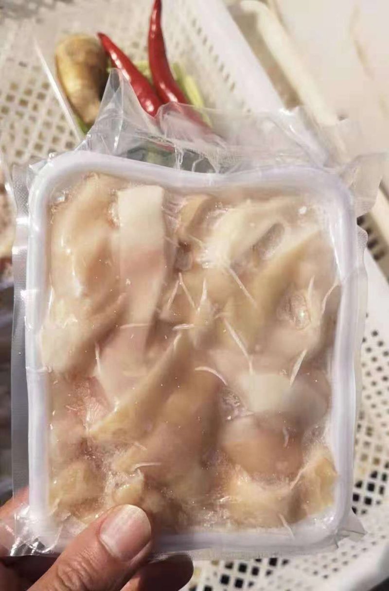 鲨鱼肚深海鲨鱼肚刀切盒装新鲜滑嫩脆爽弹牙