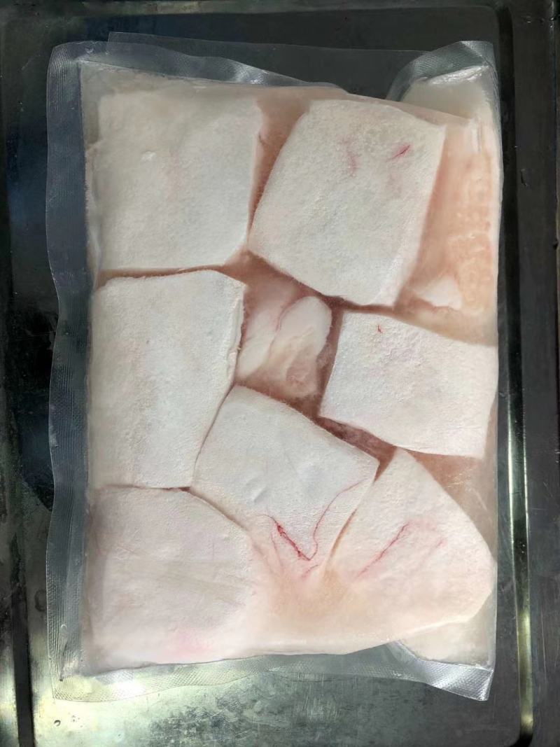 冻巴沙鱼腩