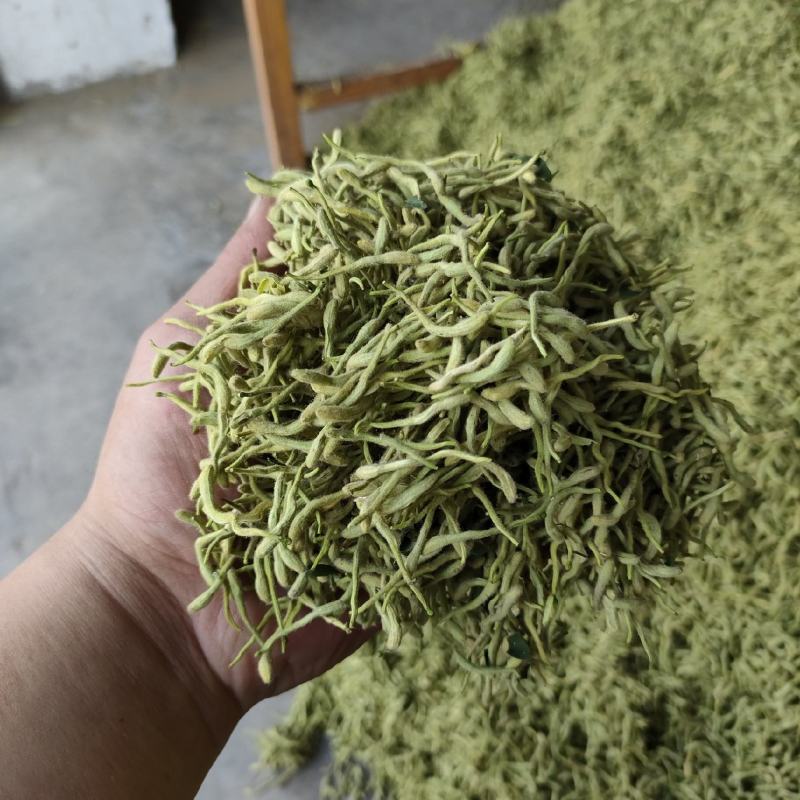 正宗金银花头茬精品晒货开花货药厂货现货30吨