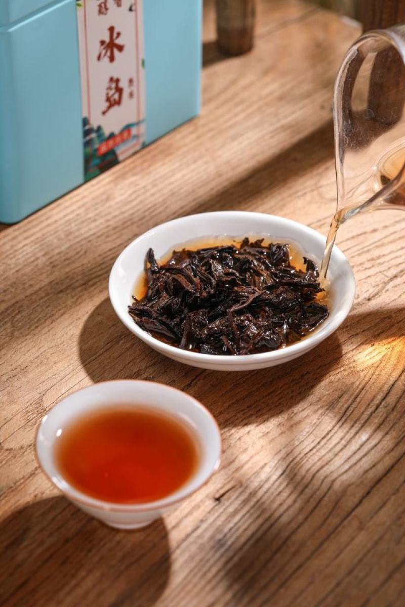 【冰岛普洱】2009年冰岛普洱小饼干熟茶礼盒装厂家批发